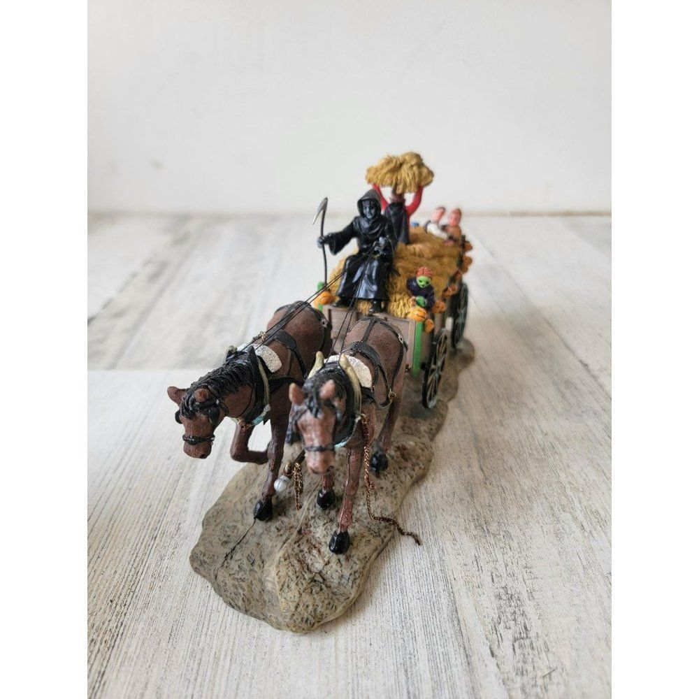 Lemax spooky town haunted hayride Village accessory Halloween‎